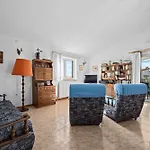 Charming Tedi With Sea View Vodnjan