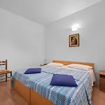 Charming Tedi With Sea View