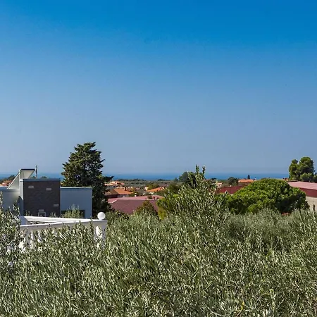 Charming Tedi With Sea View Vodnjan