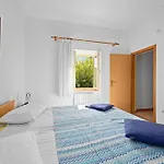 Charming Tedi With Sea View *